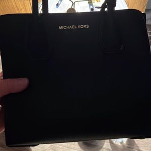 Im selling this to down size